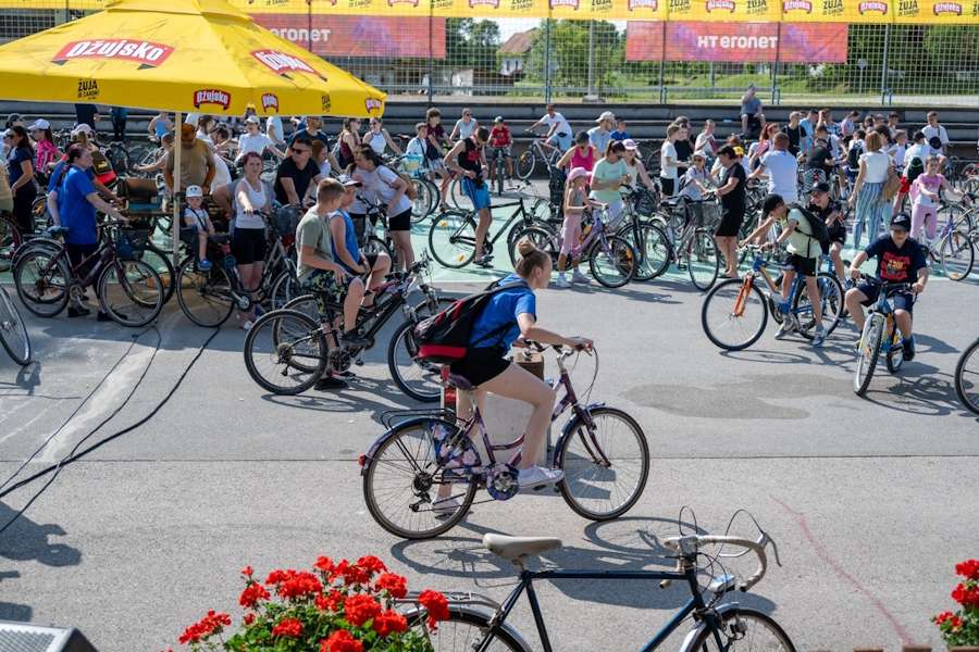 Od Posavine do Neuma: HT Eronet podržao brojne kulturne, sportske, humanitarne i poslovne događaje širom BiH Od Posavine do Neuma: HT Eronet podržao brojne kulturne, sportske, humanitarne i poslovne događaje širom BiH