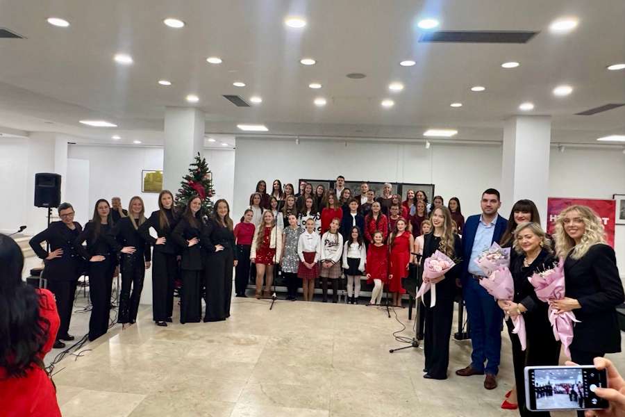 Podržao HT Eronet: U blagdanskom ozračju održan Božićni koncert Škole pjevanja Belcanto