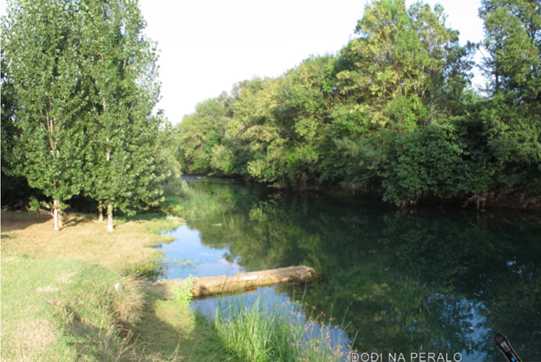 “Dođi na Peralo” – pjesma koja vraća na Trebižat i skriveni raj Hrašljana