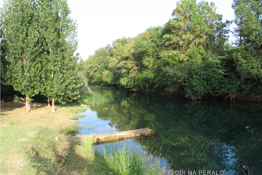 “Dođi na Peralo” – pjesma koja vraća na Trebižat i skriveni raj Hrašljana