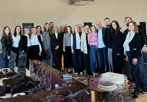 FOTO: Svečano otvoren veliki salon namještaja Ivanković u Ljubuškom – povodom otvorenja i 31. rođendana popusti do 50 posto!